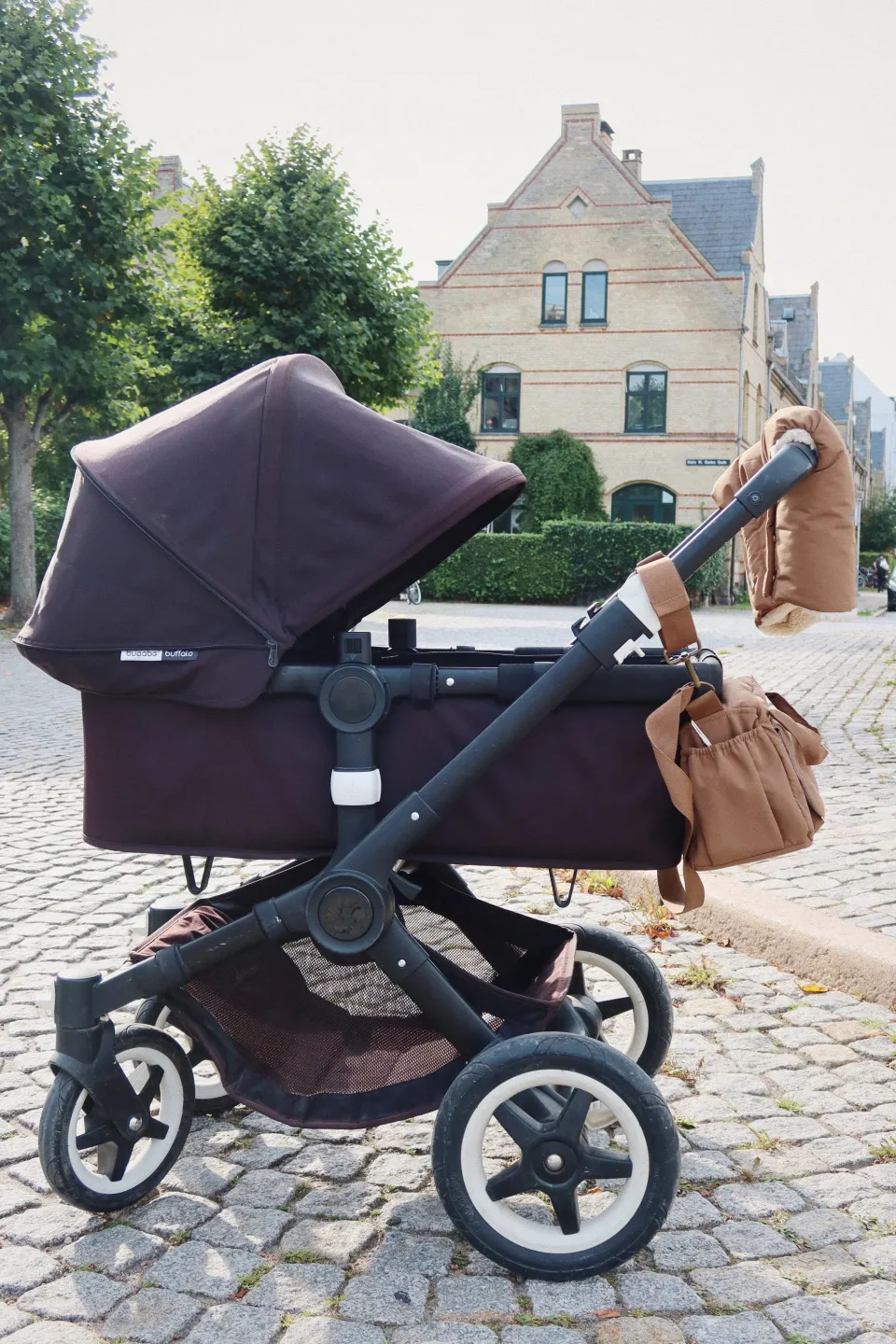Konges Sløjd Tasker|Pusletid|lille pusletaske - WALNUT LEMON walnutlemon